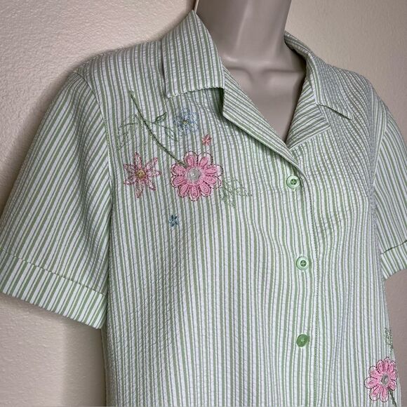 Alfred Dunner Seersucker Green Stripe Embroidered Beaded Short Sleeve Women 8 - Picture 2 of 13